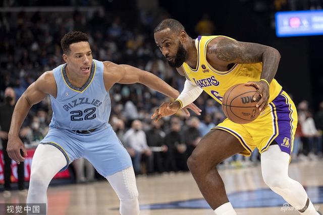 吉伦沃特完成注册 新赛季继续代表山东队出战