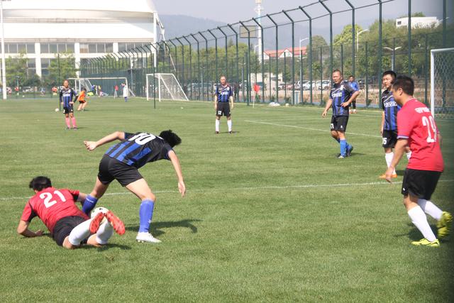 吉伦沃特完成注册 新赛季继续代表山东队出战