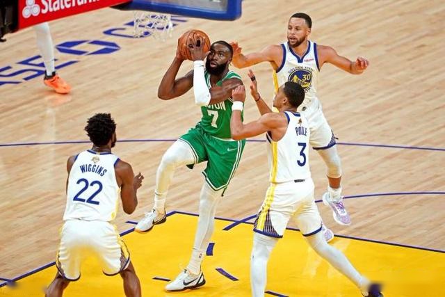 意甲身价排行：国米稳压尤文 米兰免签"魔笛"