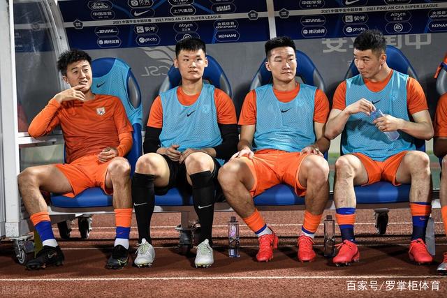 蟒蛇河畔风光好 2026江苏盐城大纵湖生态铁人三项赛举行